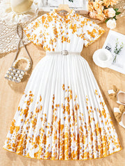 dress with pleated hem​


