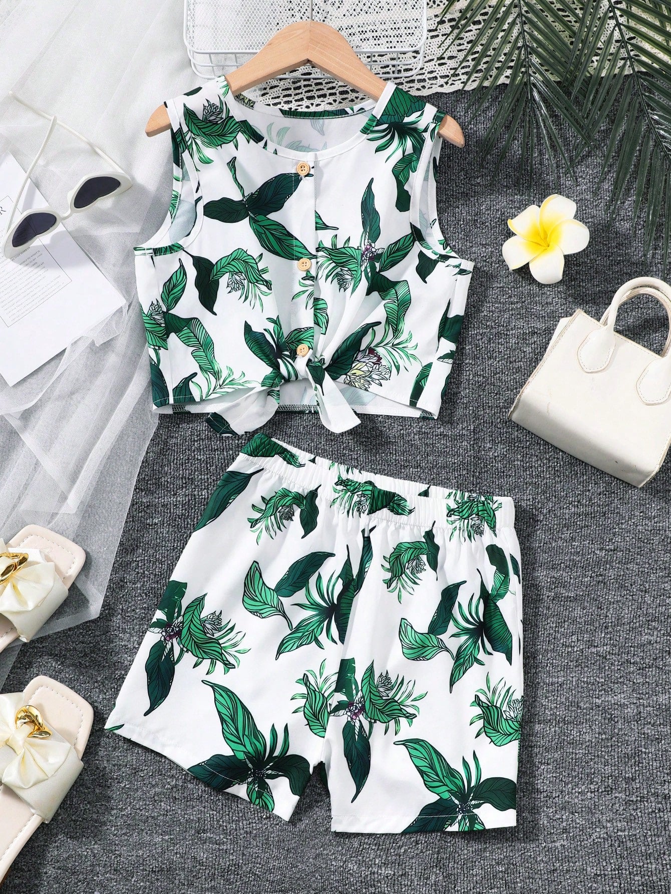 cafe tropical t shirt​

