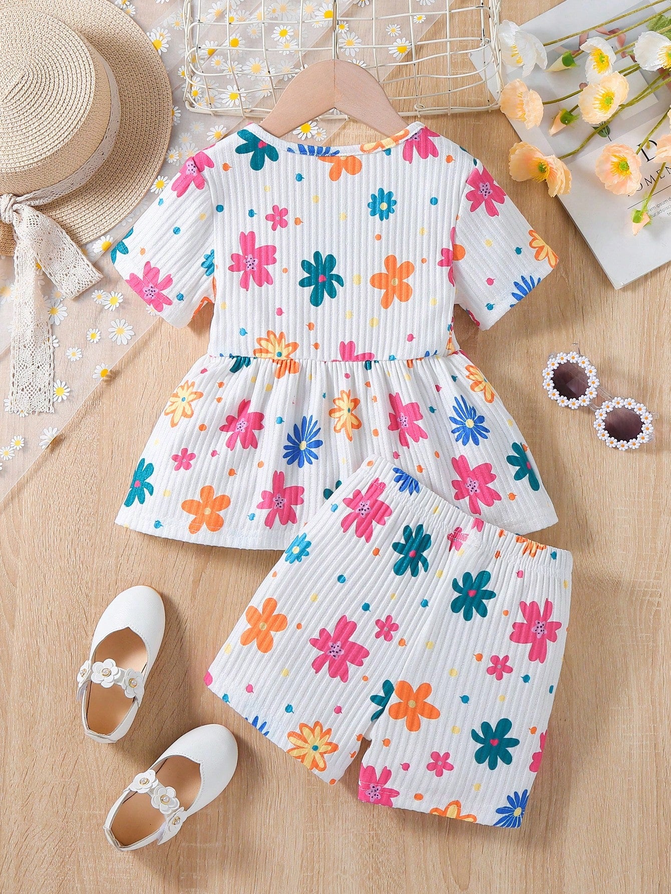 floral design t shirt​

