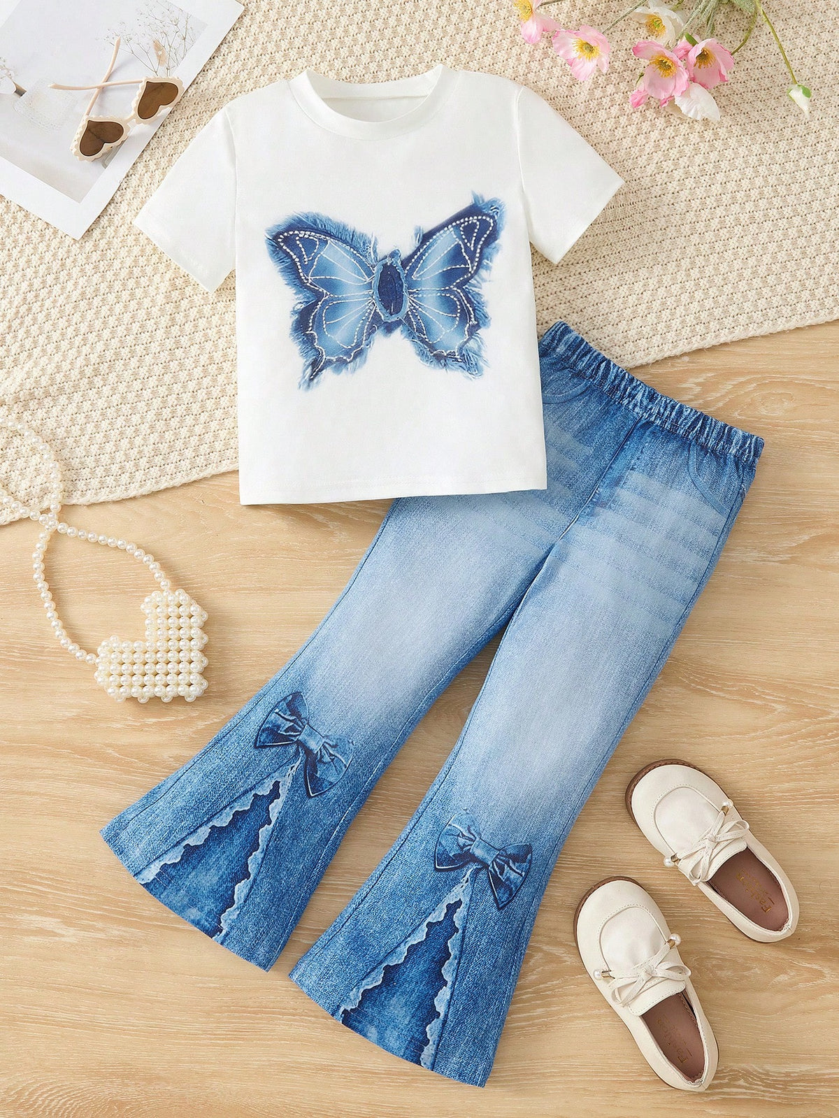 butterflies t shirt​

