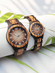 Black metal wrist watch for mens